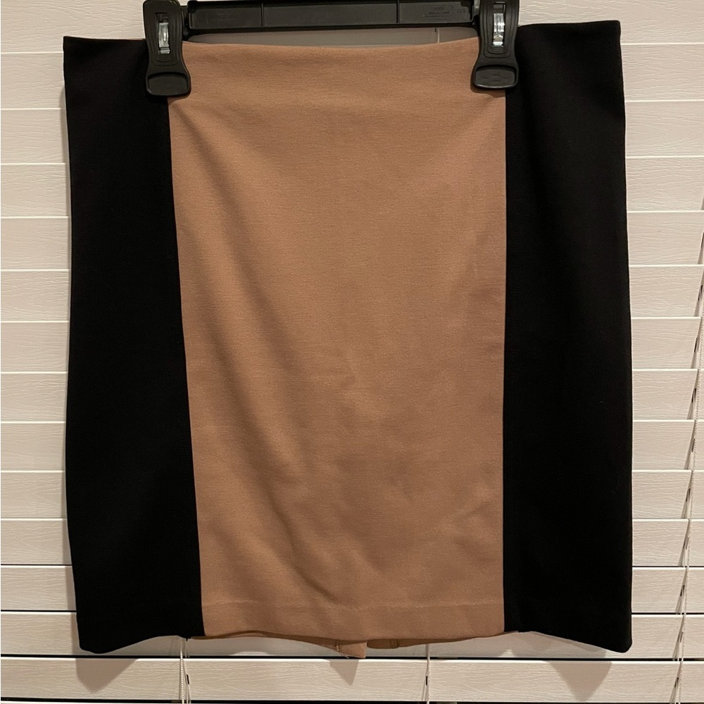 Brand New With Tags Michael Kors Skirt. Size 12